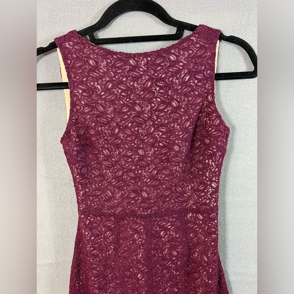 ALICE OLIVIA purple lace nude lining front slit formal dress US 0 - Picture 4 of 10